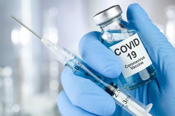 Отказ от прививки от COVID-19 – не повод для отстранения от работы